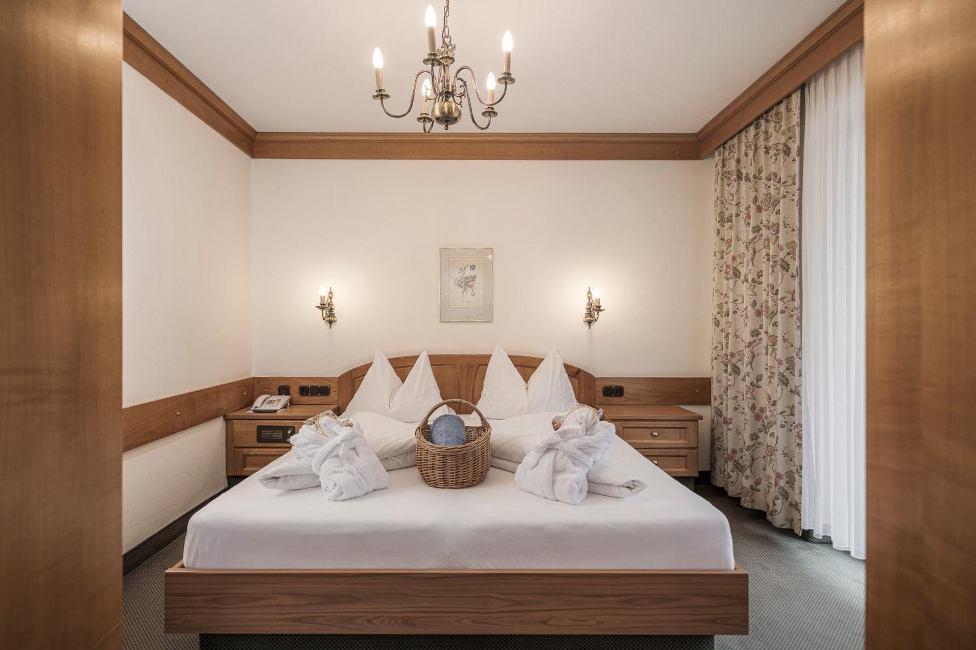 Hotel Alpina - Thermenhotels Gastein Бад Хофгаштайн Экстерьер фото