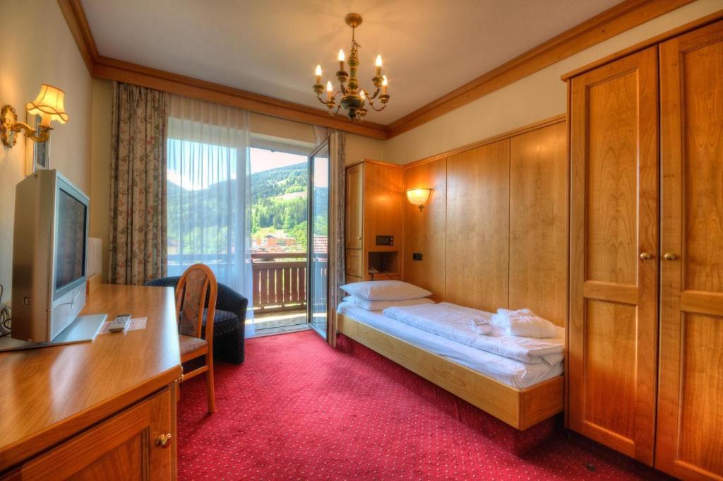 Hotel Alpina - Thermenhotels Gastein Бад Хофгаштайн Номер фото